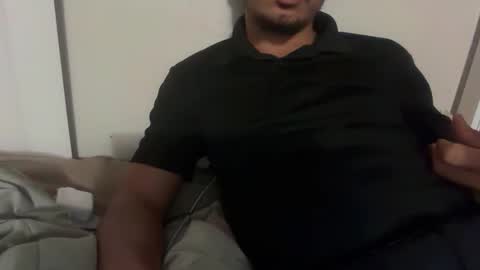 chrislover2125 online show from April 10, 4:50 am