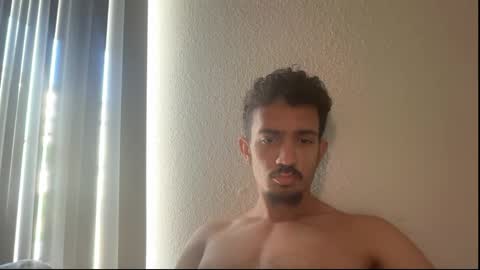 chrislover2125 online show from May 12, 1:41 pm