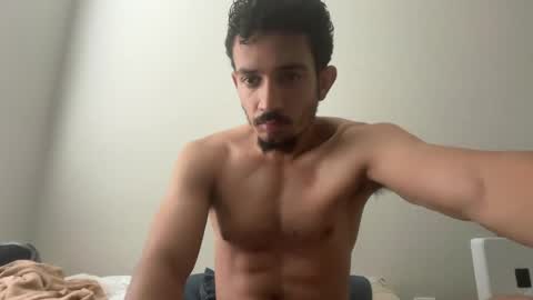 chrislover2125 online show from May 23, 3:38 pm
