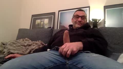 chrispanam13 online show from January 7, 9:50 pm