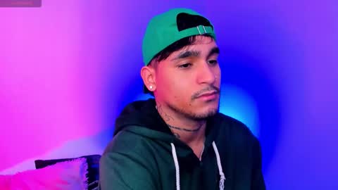 Christian Wang online show from November 30, 2:32 pm