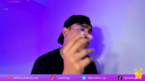 Christian Wang online show from December 14, 7:07 pm