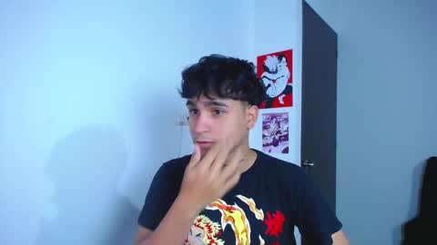 Snapshot of chriss_wg_ chatting on February 19, 10:55 am Christian Wang online show from February 19, 10:55 am