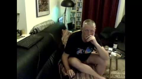 chrissell online show from December 16, 1:32 am