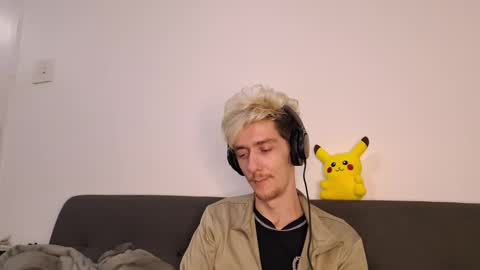 Christopher online show from October 19, 1:28 am