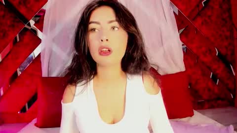 Chrisstin online show from April 1, 3:51 am