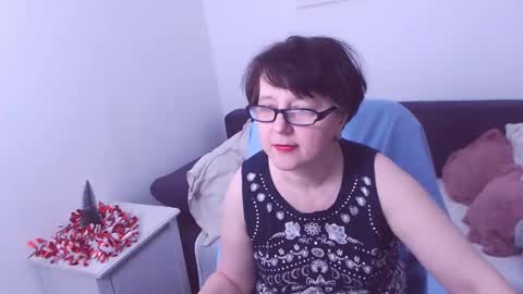 Christa online show from December 29, 11:29 pm