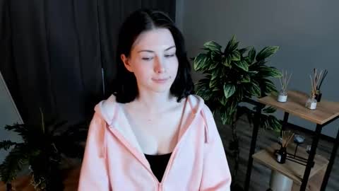 Snapshot of christaschrecongost chatting on February 24, 6:17 pm christaschrecongost online show from February 24, 6:17 pm