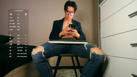 UPVOTE ME ------  ILL DO SOMETHING FOR FREE online show from April 1, 7:33 pm