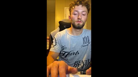 Snapshot of christianreben chatting on May 10, 5:56 am christianreben online show from May 10, 5:56 am