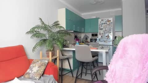 Snapshot of christina_hot chatting on January 18, 6:56 am Chris online show from January 18, 6:56 am