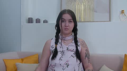 Christina online show from January 8, 4:44 pm