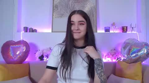 Christina online show from February 13, 6:38 pm