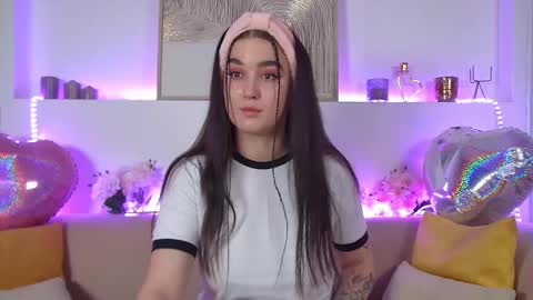 Christina online show from February 13, 9:49 pm