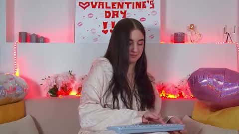 Christina online show from February 15, 3:52 am