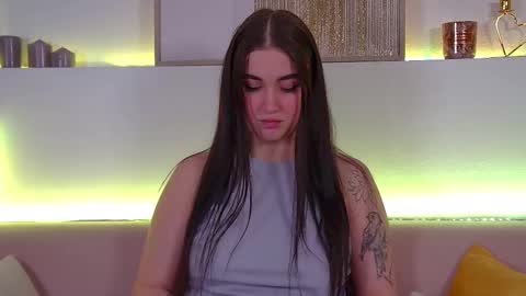 Christina online show from February 27, 9:36 pm