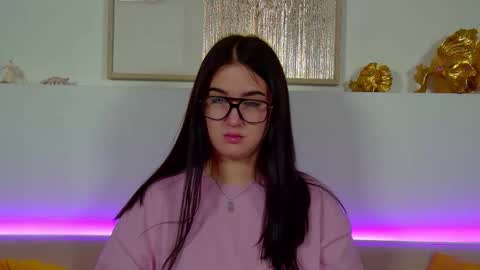 Christina online show from November 7, 6:30 pm