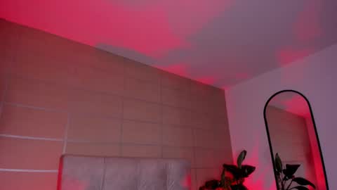 Christine  online show from February 10, 12:09 pm