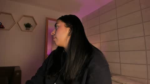Snapshot of christine_harper chatting on July 16, 12:00 pm Christine online show from July 16, 12:00 pm