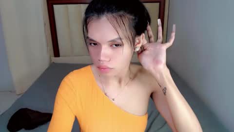 Snapshot of christine_slutt chatting on October 17, 7:05 pm STEFFY online show from October 17, 7:05 pm