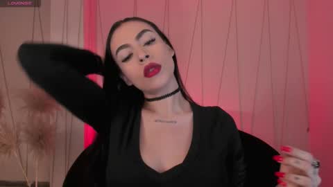 Christine Ford online show from November 25, 12:27 pm