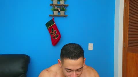 Christopher online show from December 7, 3:04 am