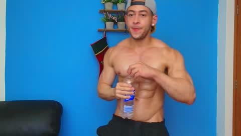 Christopher online show from December 22, 12:07 am