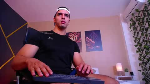 Christopher Black online show from October 21, 1:12 pm