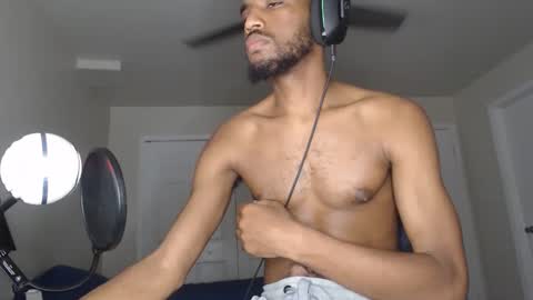 ChrisVacherx online show from November 6, 3:18 am