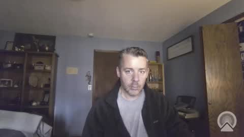 chrisw8121 online show from March 26, 2:33 pm