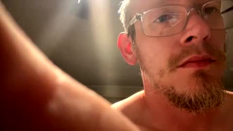 chriswells062590 online show from March 31, 4:02 am