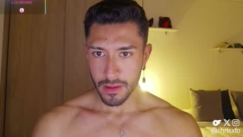 Snapshot of chrisxfo chatting on February 2, 1:04 am Chris online show from February 2, 1:04 am