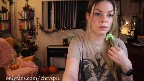 Chrys online show from October 24, 5:26 am