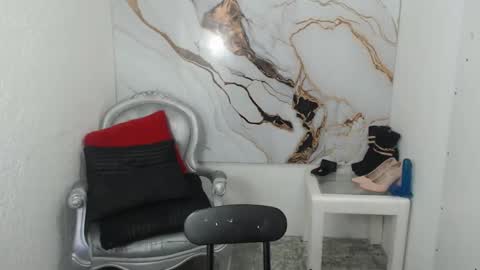 Snapshot of chrysta_12 chatting on September 26, 10:03 pm chrystal hotty online show from September 26, 10:03 pm