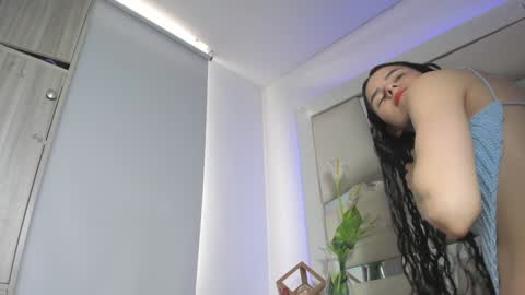 instagram chrystaljade.1 online show from December 9, 4:26 pm