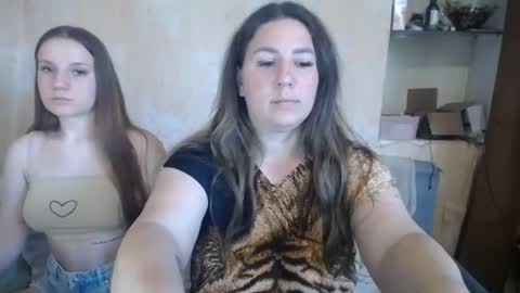 Diana online show from April 15, 2:57 pm