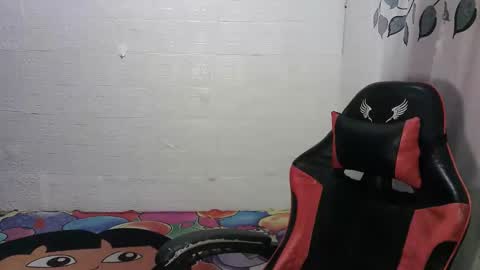 chubbycheeks27 online show from April 19, 4:17 pm