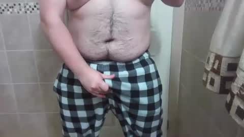 Snapshot of chubbycub14 chatting on October 22, 4:35 am chubbycub14 online show from October 22, 4:35 am