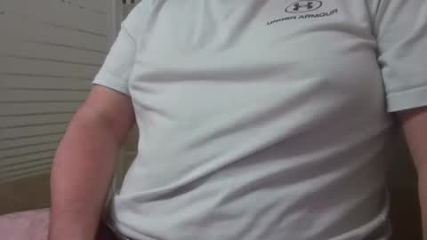 Snapshot of chubbycub14 chatting on November 17, 12:49 am chubbycub14 online show from November 17, 12:49 am