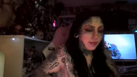 chubbygothgirlfriend online show from May 15, 5:58 am