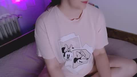Maia online show from June 3, 6:57 pm