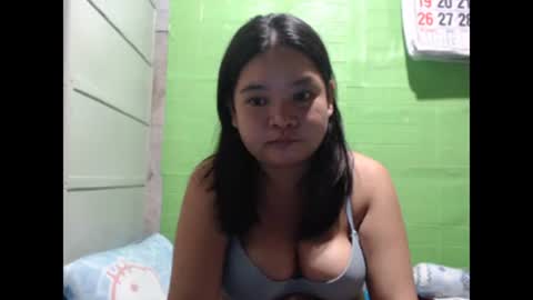 Snapshot of chubbysquirt69xx chatting on December 16, 9:52 pm Ashley online show from December 16, 9:52 pm