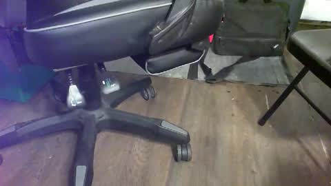 chubtoy online show from February 19, 12:50 am