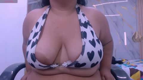 paula online show from October 22, 4:13 am