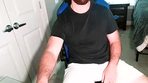 Snapshot of chuck0781 chatting on October 5, 6:50 pm chuck online show from October 5, 6:50 pm