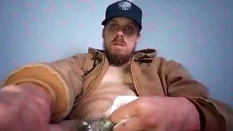 chuck_j3 online show from January 17, 11:37 am