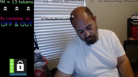 Snapshot of chunkymonkey420 chatting on March 5, 12:27 am Spencer Smokey Bear online show from March 5, 12:27 am