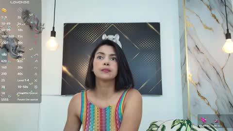 ...   ... online show from November 24, 4:34 am