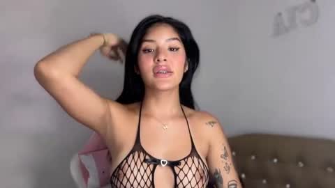 ciaxxmendezz online show from June 11, 3:43 pm