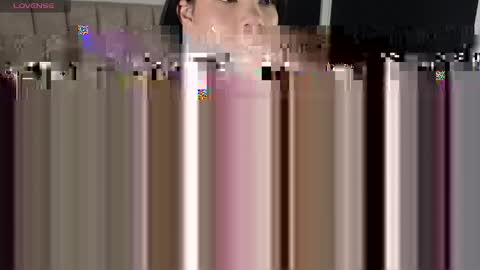 Mia online show from April 18, 4:49 am